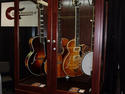 For the guitarist with everything: The Guitarmidor